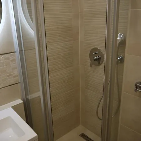 Vizparti Sas Aparthotel *